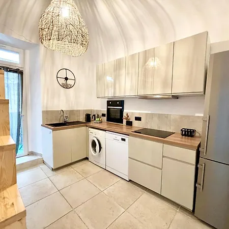 Apartman Casamea - Vue Mer, Centre Ajaccio, Clim & Wifi *