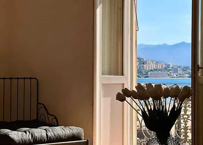 Casamea - Vue Mer, Centre Ajaccio, Clim & Wifi Apartament